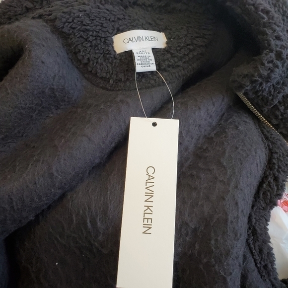 CALVIN Klein Zip Up Faux Fur Vest Black sz. XS NWT - Picture 13 of 13